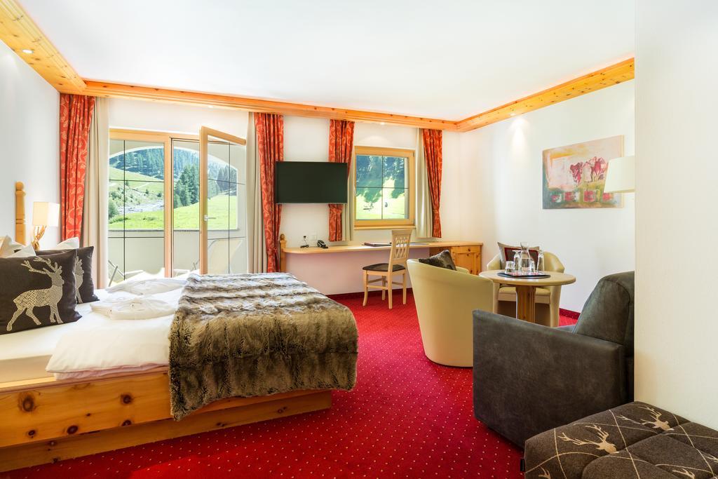 Chasa Castello Relax & Spa Samnaun Bilik gambar